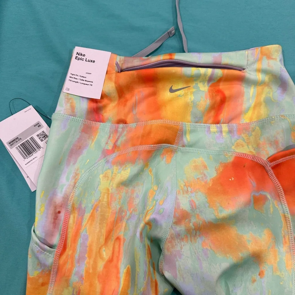NWT Nike leggings - Picture 1 of 8